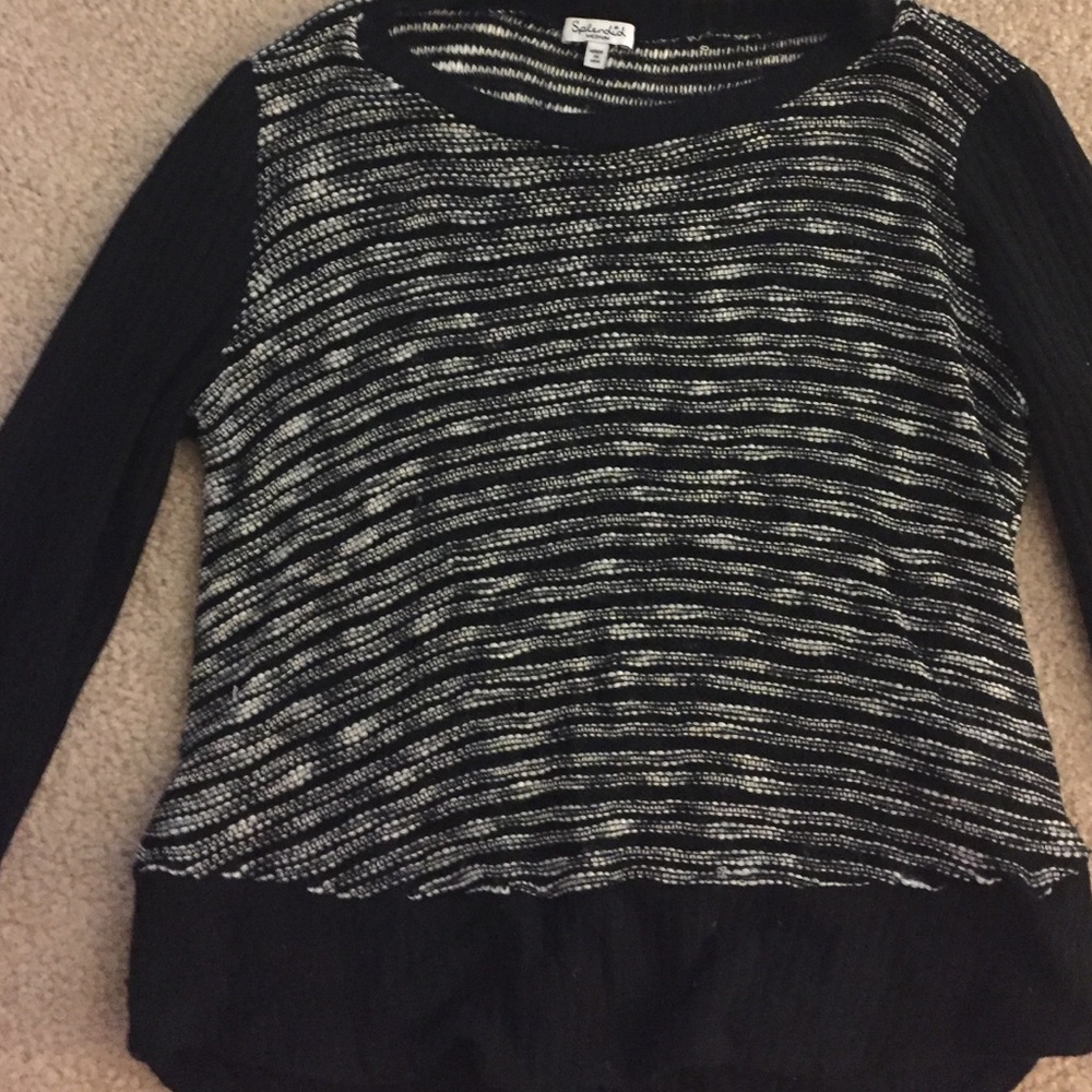 Splendid Sweater - Picture 2 of 3
